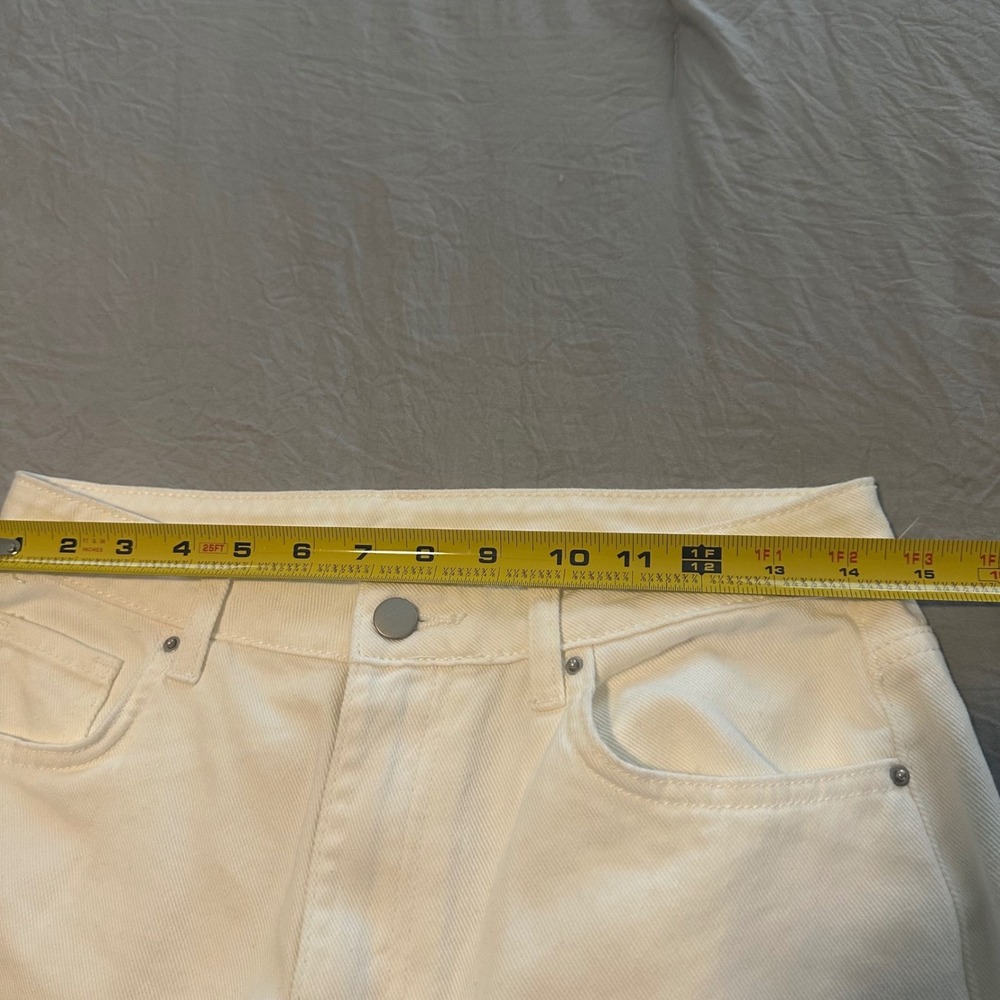 Womens White High Waisted Wide Leg Distressed Raw Hem Jeans size 6 - Picture 6 of 8